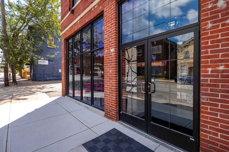 6011 Madison Rd, Cincinnati, OH à vendre - Photo de l’immeuble – Image 3 sur 25