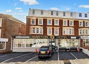 6 Burlington Road West, Blackpool à vendre - Photo principale – Image 1 sur 24