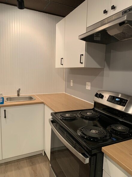 353 SW 1st St, Pendleton, OR à louer - Photo de l’immeuble – Image 3 sur 15