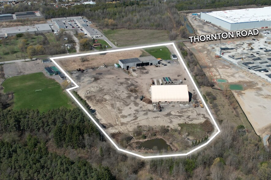1515 Thornton Rd N, Oshawa, ON à vendre - Aérien – Image 3 sur 4