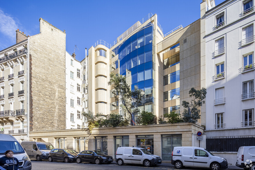 Bureau dans Neuilly-sur-Seine à louer - Photo de l’immeuble – Image 2 sur 2