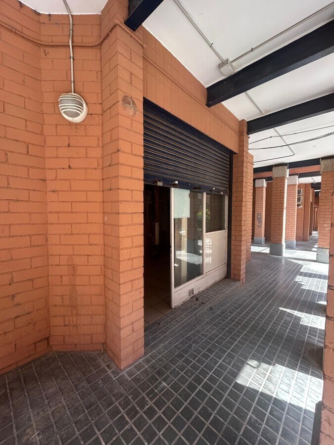 Sabadell, BAR 08207 - Lot Pt01 - - Photo intérieure - Image 1 of 13