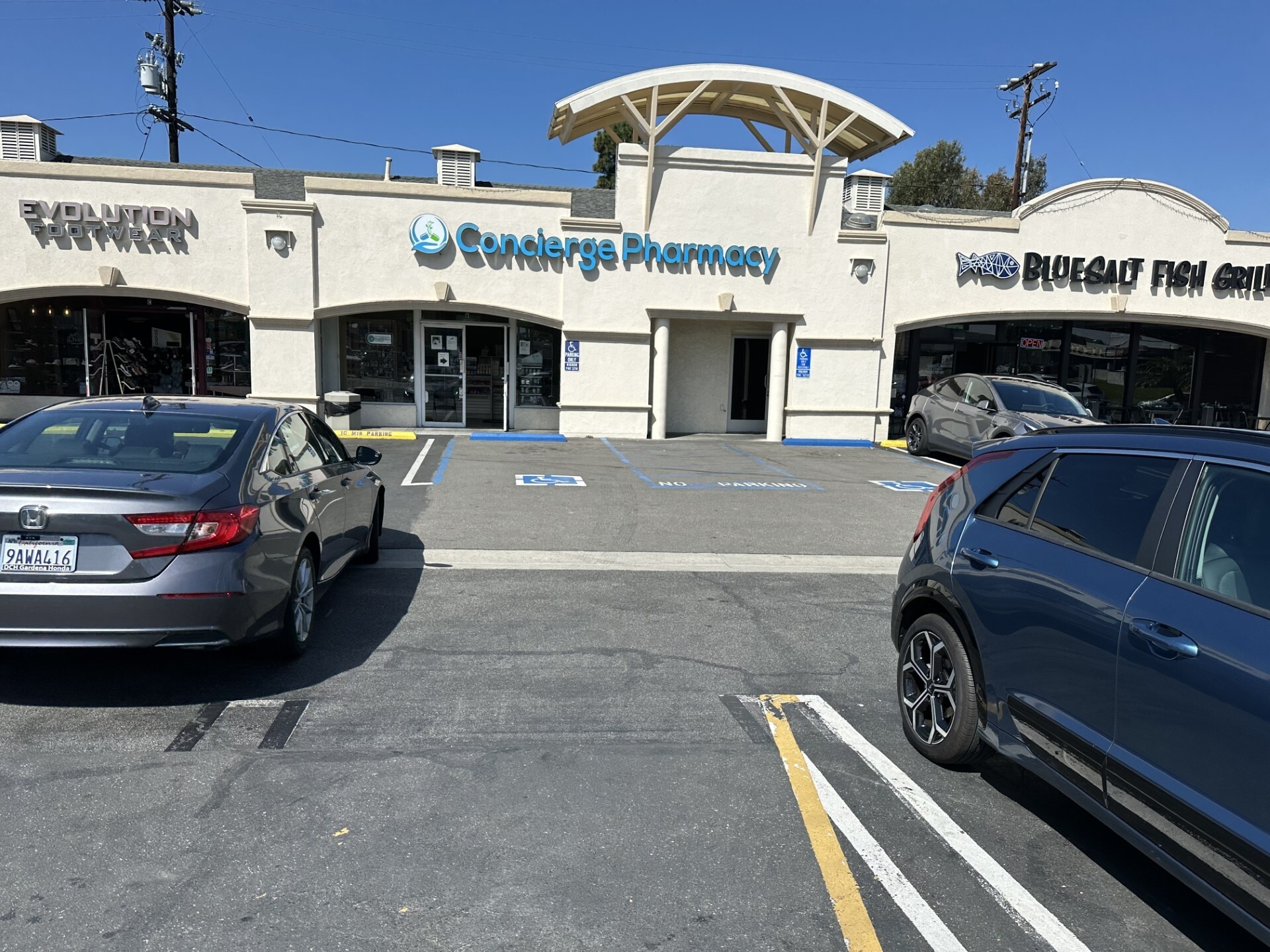 23211-23215 Hawthorne Blvd, Torrance, CA à louer Photo de l’immeuble– Image 1 sur 1