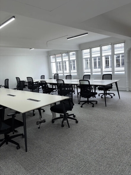 11 Rue Des Petites Ecuries, Paris à louer - Photo intérieure – Image 2 sur 10