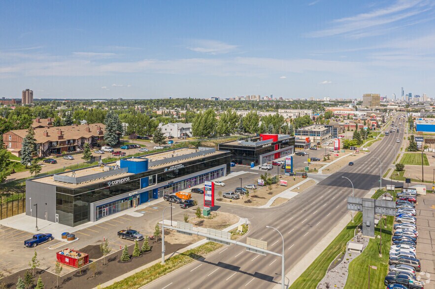 4424-4460 Calgary Trl NW, Edmonton, AB à louer - Aérien – Image 2 sur 16