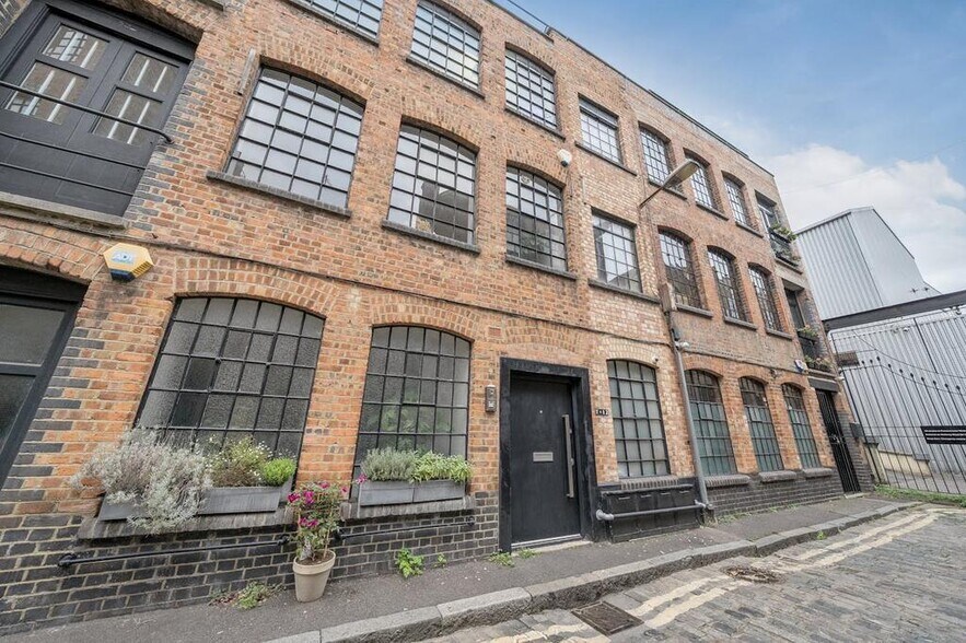 7-13 Cottons Gdns, Londres à louer - Photo de l’immeuble – Image 2 sur 28