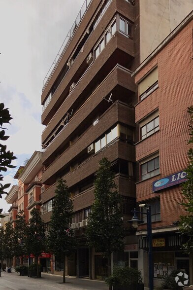 Calle De Trinidad, 47, Talavera de la Reina, Toledo à louer - Photo de l’immeuble – Image 2 sur 2