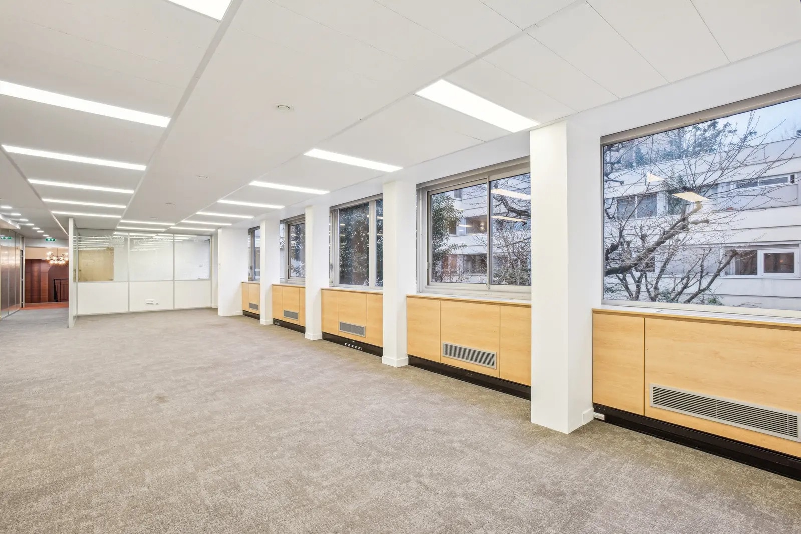 118 Rue De Vaugirard, Paris à vendre Photo de l’immeuble– Image 1 sur 7