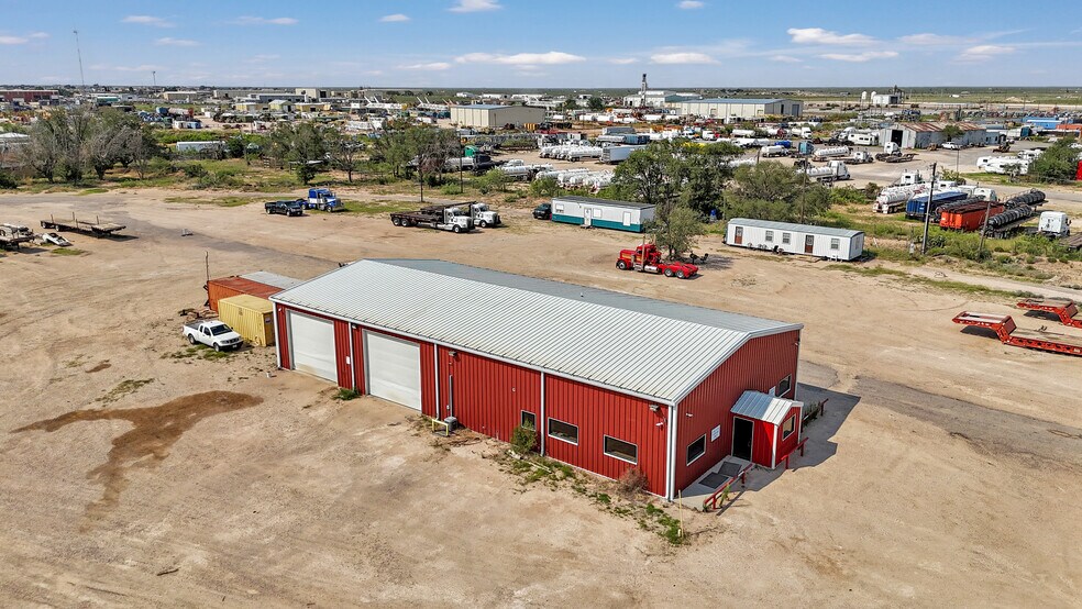 2451 W Murphy St, Odessa, TX à vendre - Photo de l’immeuble – Image 2 sur 18