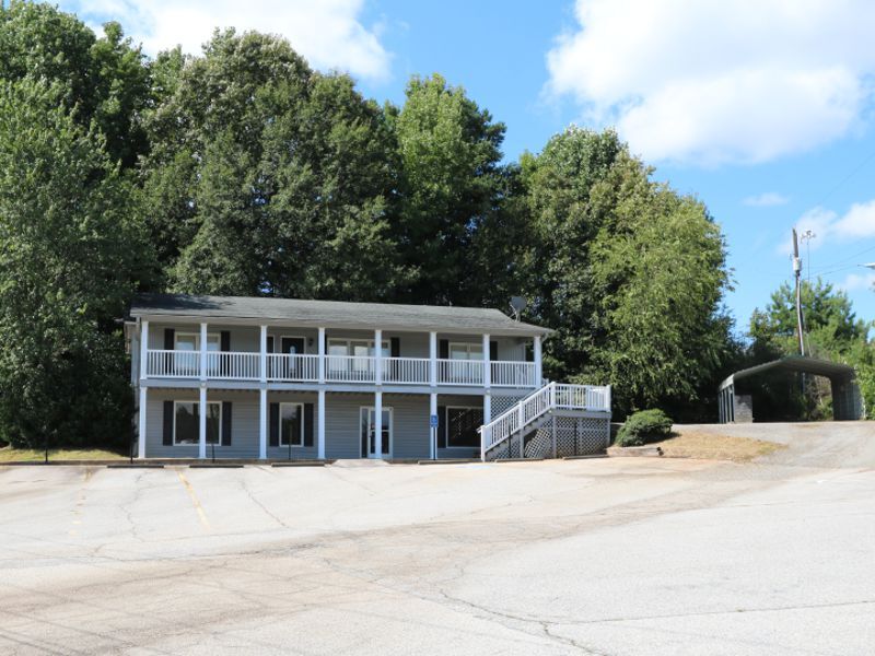 304 E Frontage Rd, Greer, SC à vendre Photo de l’immeuble– Image 1 sur 4