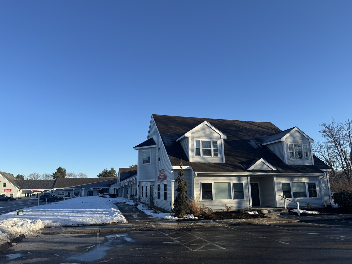 29 Lafayette Rd, North Hampton, NH 03862 - Lot 1M & 2M -  - Photo intérieure - Image 1 of 8