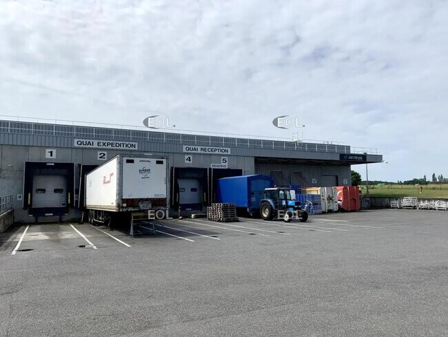 Plus de détails pour 18 Chemin Des Gauriers, Sully-sur-Loire - Industriel/Logistique à louer