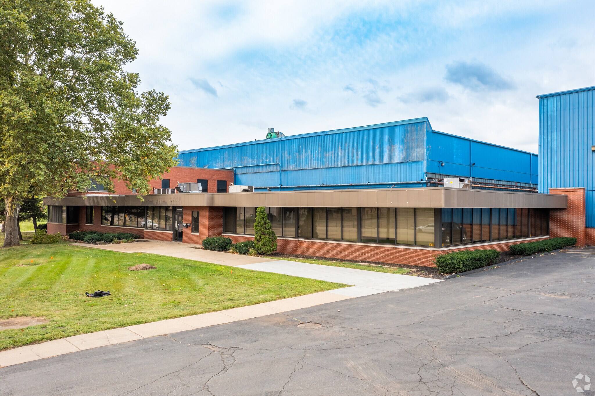 4343 Wyoming Ave, Dearborn, MI à vendre Photo principale– Image 1 sur 8