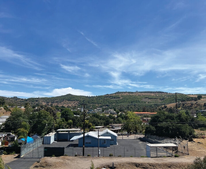 14219 Olde Highway 80, El Cajon, CA à louer - Photo principale – Image 1 sur 2