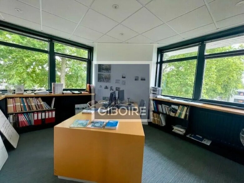 Bureau dans Rennes à vendre - Photo de l’immeuble – Image 3 sur 7
