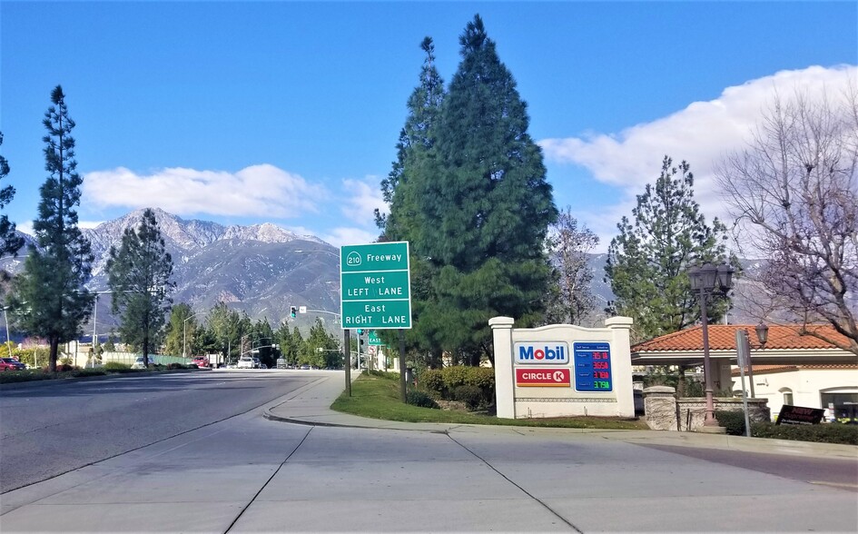 11398-11438 Kenyon Way, Rancho Cucamonga, CA à louer - Photo de l’immeuble – Image 3 sur 17