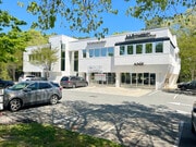 IMG_1827 2023-04-12 12_06_36