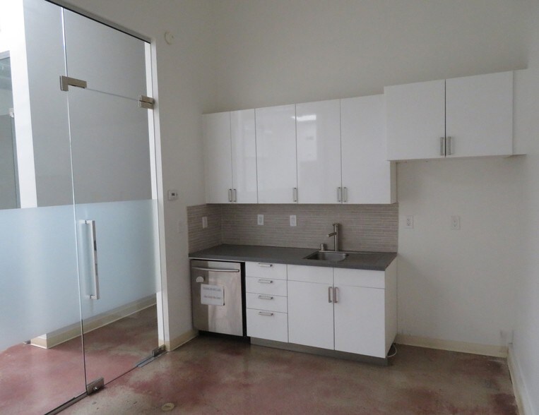 2127 Westwood Blvd, Los Angeles, CA à vendre - Photo intérieure – Image 3 sur 4