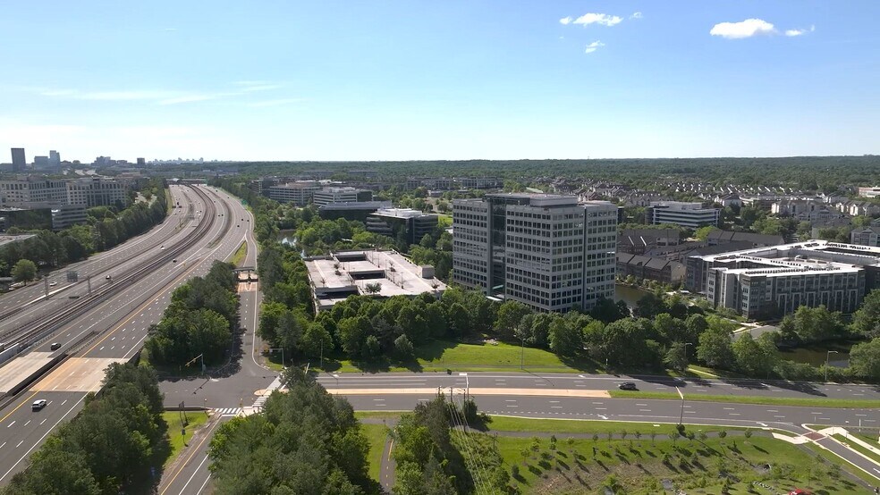 Fairfield Ridge Ave, Herndon, VA à louer - Vidéo sur l’annonce professionnelle – Image 2 sur 3