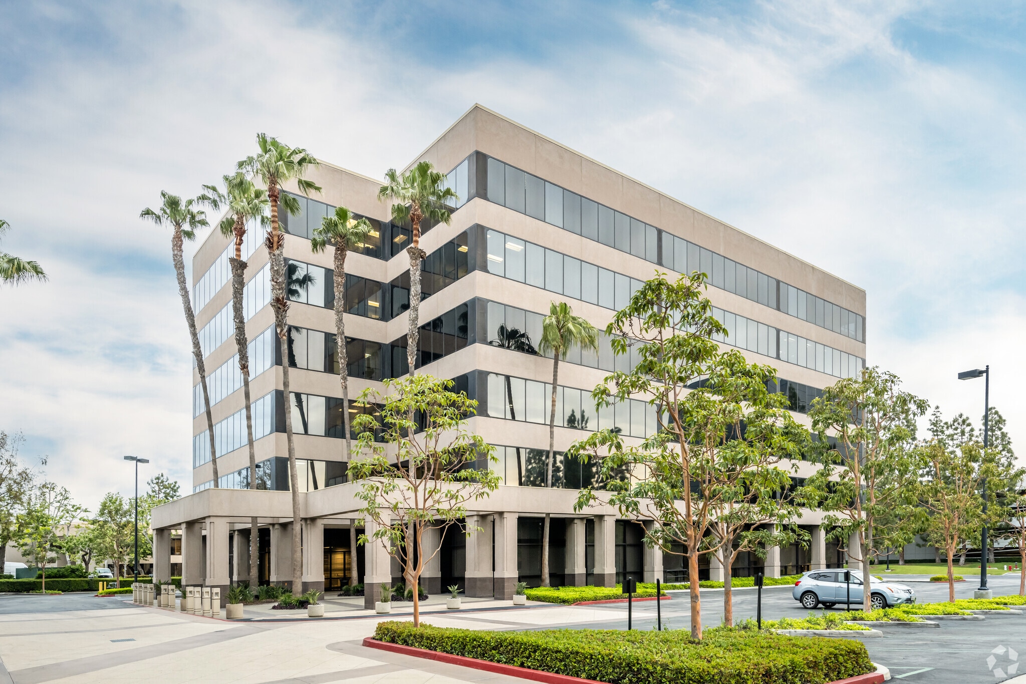 1401 Dove St, Newport Beach, CA à louer Photo principale– Image 1 sur 23