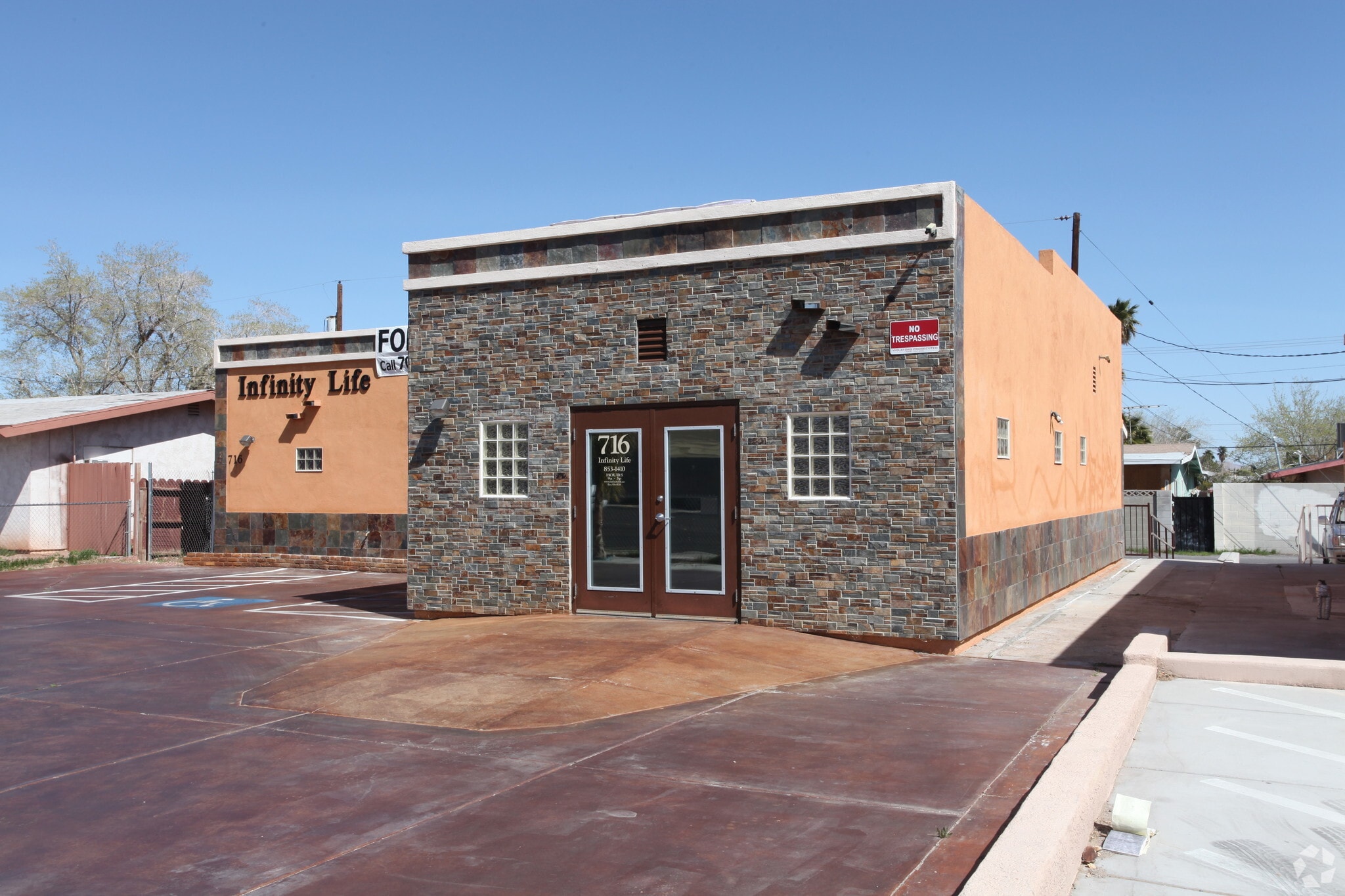 716 S Jones Blvd, Las Vegas, NV à vendre Photo principale– Image 1 sur 3
