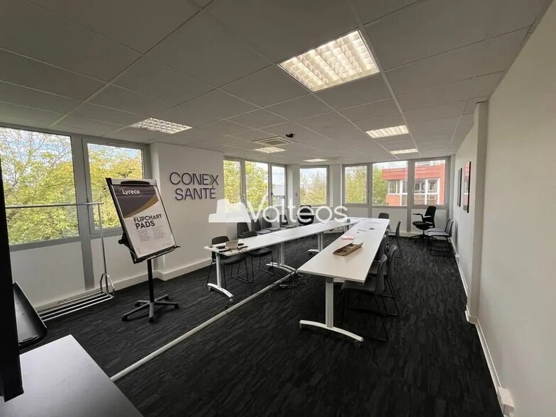 240 Rue Jean Bart, Labège à louer - Photo intérieure – Image 3 sur 8