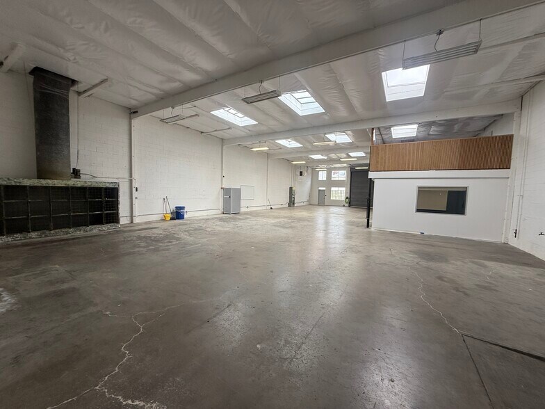 5815 Fremont St, Oakland, CA à louer - Photo de l’immeuble – Image 3 sur 12