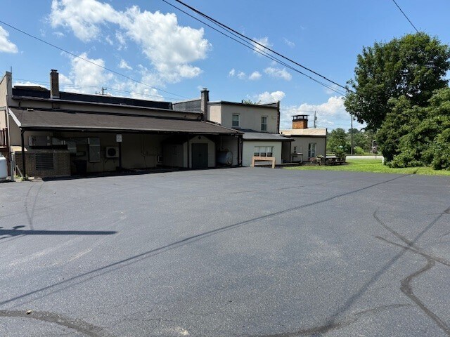 824 8th Ave, Bethlehem, PA à vendre - Photo de l’immeuble – Image 3 sur 7