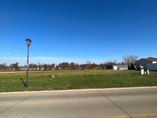 Plus de détails pour 32868 Pin Oak Pkwy, Avon Lake, OH - Terrain à vendre