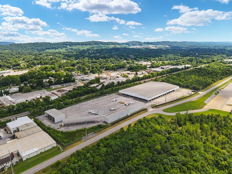 1523 Midfield Industrial Blvd, Birmingham, AL à vendre - Photo de l’immeuble – Image 2 sur 16