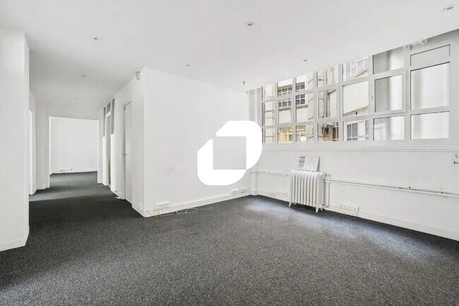 Plus de détails pour Bureau à louer