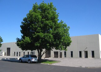Plus de détails pour 4915 Brookside Ct, Reno, NV - Local d'activités à louer