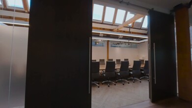 440 N Wells St, Chicago, IL à louer - Vidéo sur l’annonce professionnelle 