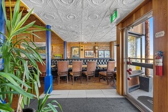 320 Railway Ave, Granum, AB à louer Photo intérieure– Image 2 sur 38