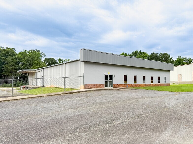 110 Venture Blvd, Spartanburg, SC à louer - Photo de l’immeuble – Image 1 sur 26