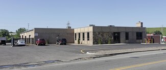 Plus de détails pour 175-183 Bethpage Sweet Hollow Rd, Old Bethpage, NY - Industriel/Logistique à vendre
