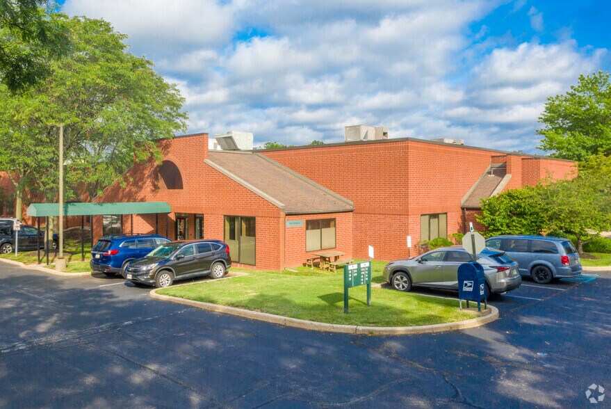 625 Clark Ave, King Of Prussia, PA à vendre - Photo principale – Image 1 sur 9
