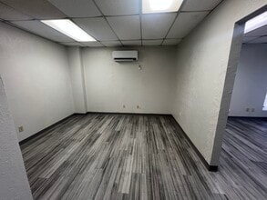 4400 SW 34th St, Oklahoma City, OK à louer Photo intérieure– Image 1 sur 5