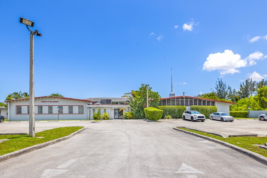 1180 NW 99th St, Miami, FL à vendre - Photo de l’immeuble – Image 3 sur 23