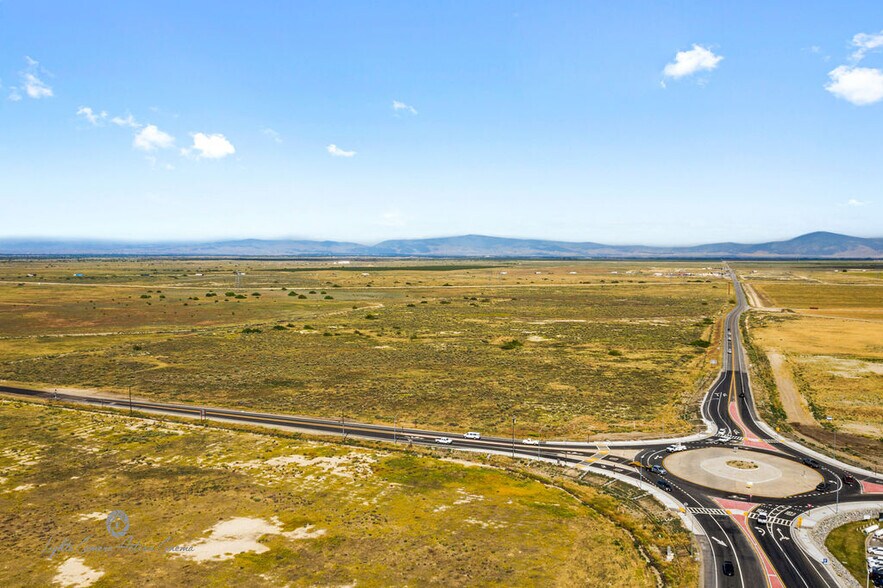 Hwy 119 & 43, Bakersfield, CA à vendre - Photo principale – Image 1 sur 14