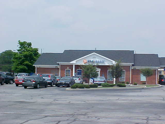6923-6929 E 10th St, Indianapolis, IN à louer - Photo de l’immeuble – Image 3 sur 5
