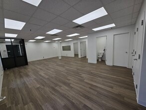 40 Commerce Dr, Hauppauge, NY à louer Photo intérieure– Image 1 sur 6