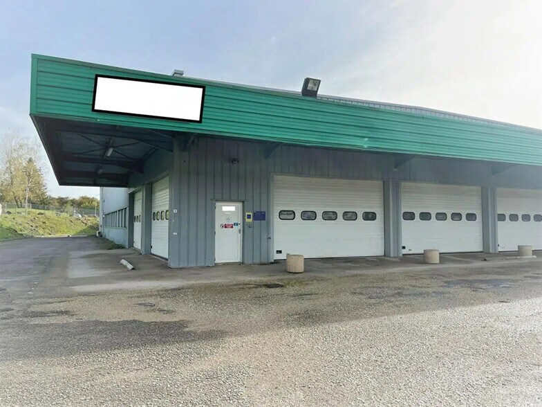 Industriel/Logistique dans Chemaudin et Vaux à louer - Photo de l’immeuble – Image 1 sur 6