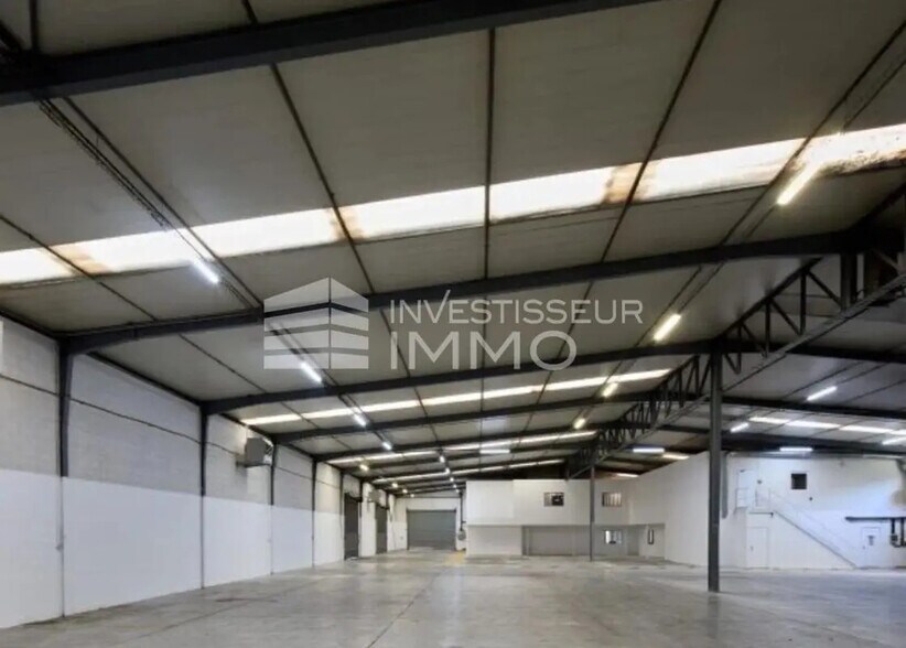 Local d’activités dans Morangis à louer - Photo intérieure – Image 3 sur 5