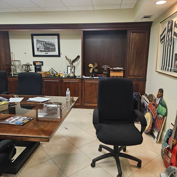 1900 Destrehan Ave, Harvey, LA à vendre - Photo intérieure – Image 2 sur 6