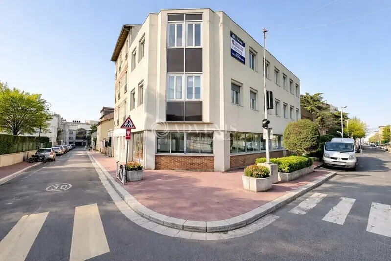 Bureau dans Montrouge à louer - Photo de l’immeuble – Image 2 sur 6