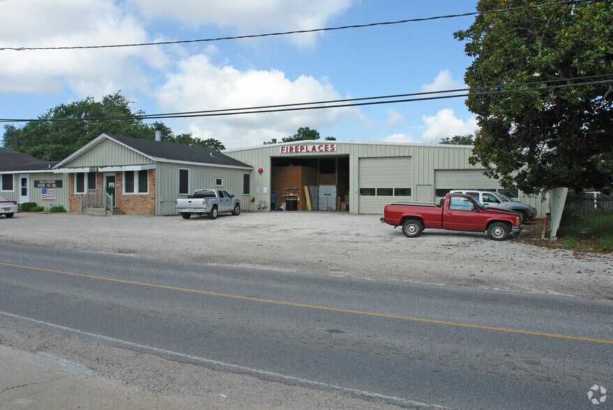 1110-1118 Central Ave portefeuille de 2 biens à vendre sur LoopNet.fr - Photo principale – Image 2 sur 2