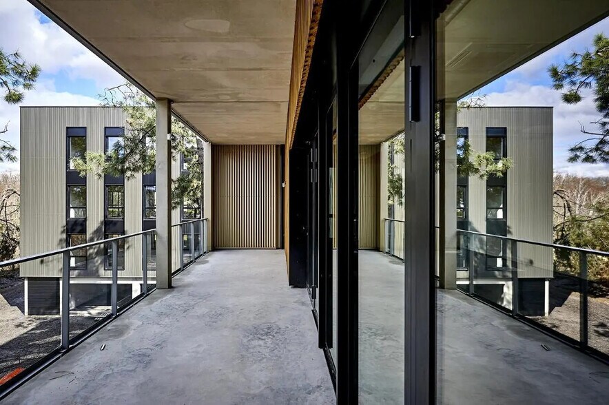 5-7 Rue Amy Johnson, Mérignac à louer - Photo de l’immeuble – Image 3 sur 37