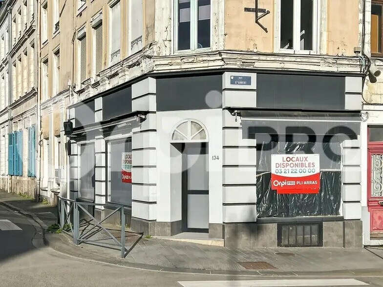 Local commercial dans Arras à louer - Photo de l’immeuble – Image 1 sur 11