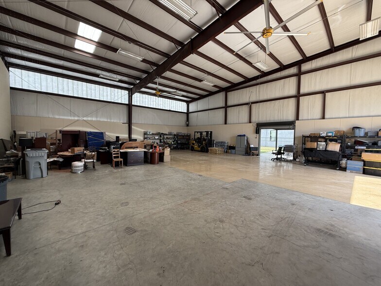 8152 Spring Cypress Rd, Spring, TX à vendre - Photo de l’immeuble – Image 2 sur 23